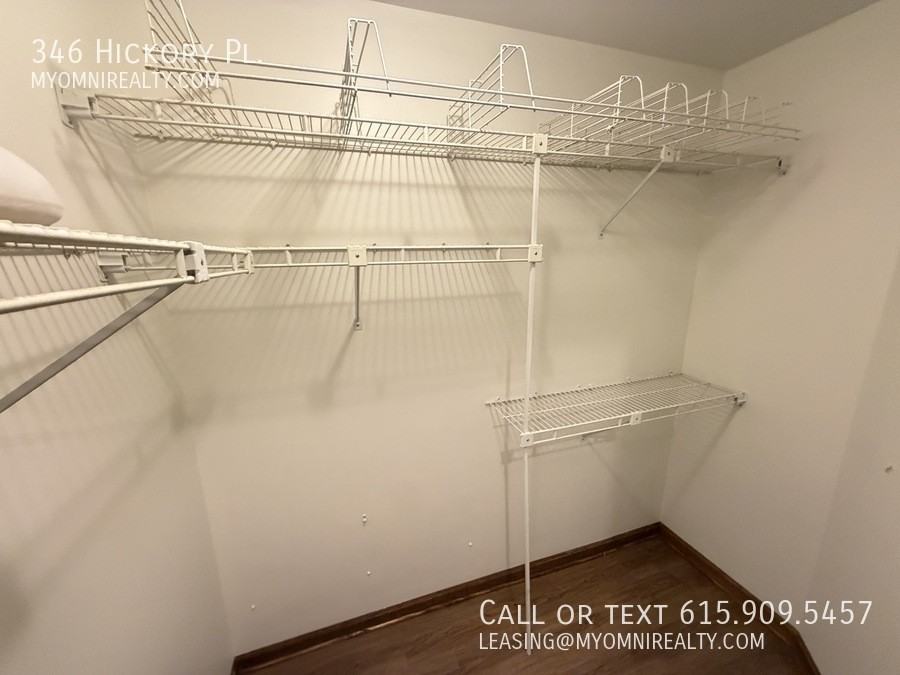 346 Hickory Pl - Photo 3 of 25