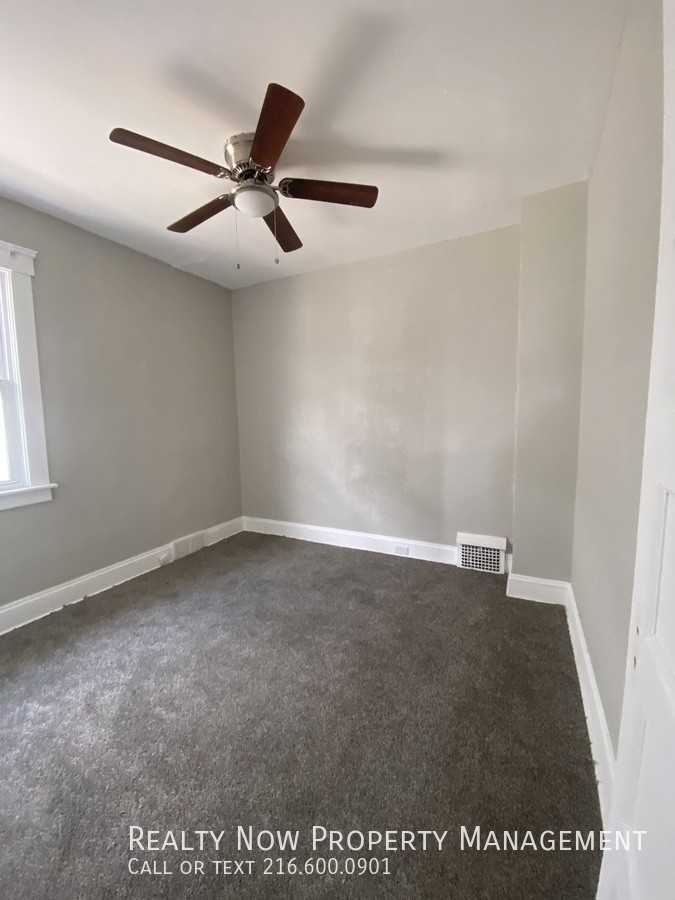 2907 Denison Ave Unit 2 #2 - Photo 3 of 6