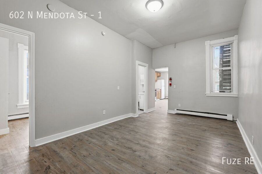 602 Mendota St #1 - Photo 5 of 8