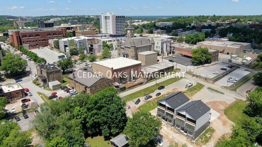 116 E Mountain St. - 116 E Mountain St #116 - Photo 4 of 50