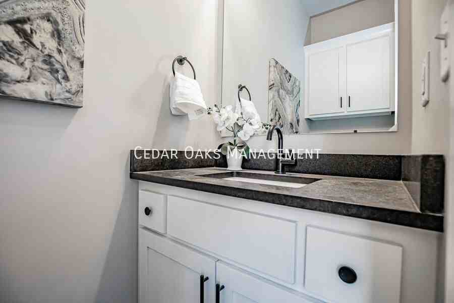 116 E Mountain St. - 116 E Mountain St #116 - Photo 6 of 50