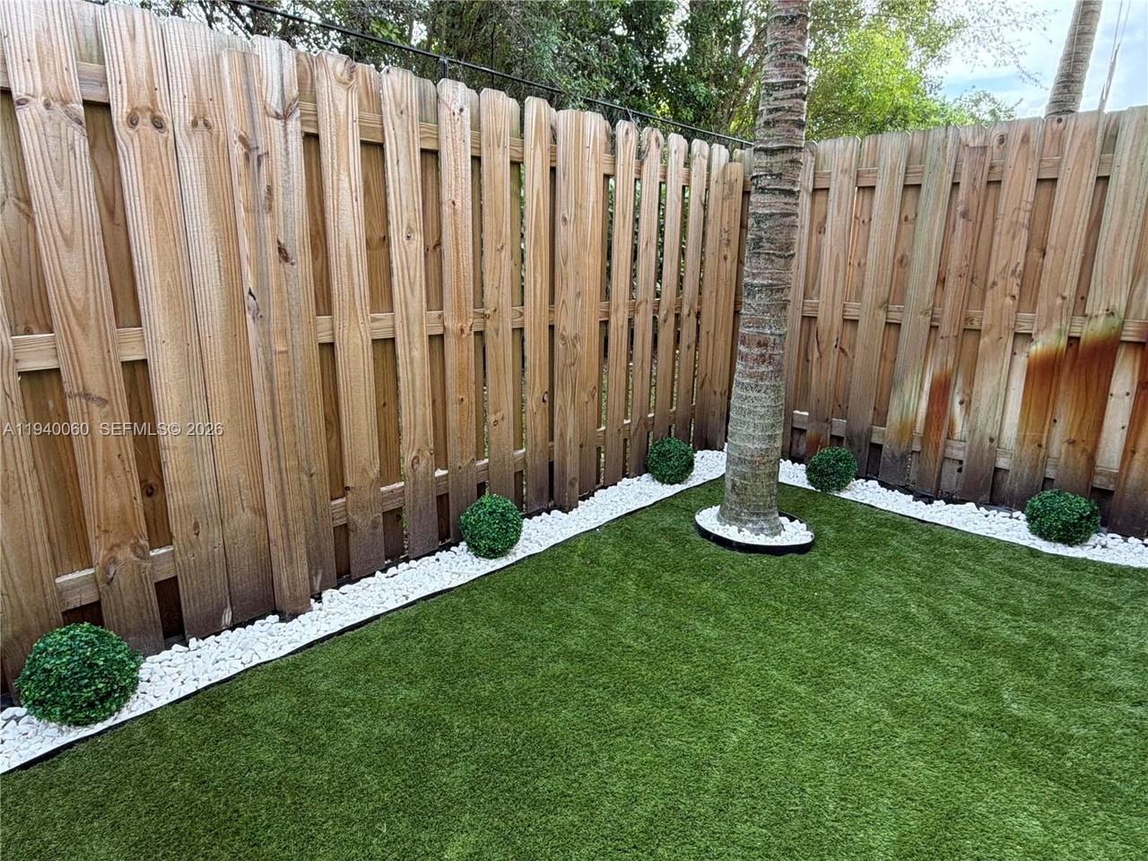 211 Sw 159th Ter #211 - Photo 6 of 38