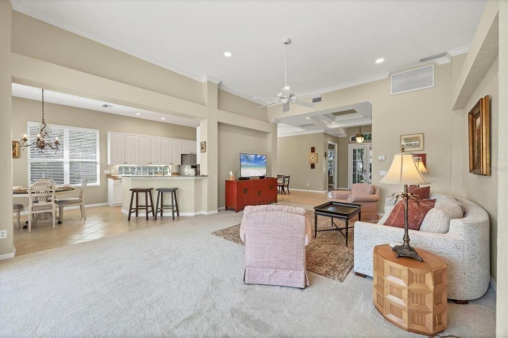 4375 Mirabella Cir #4375 - Photo 7 of 28