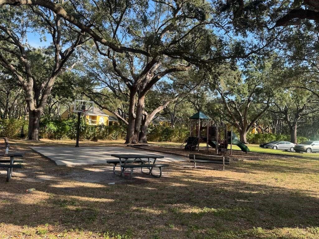 5521 Paradise Cay Cir #5521 - Photo 7 of 14