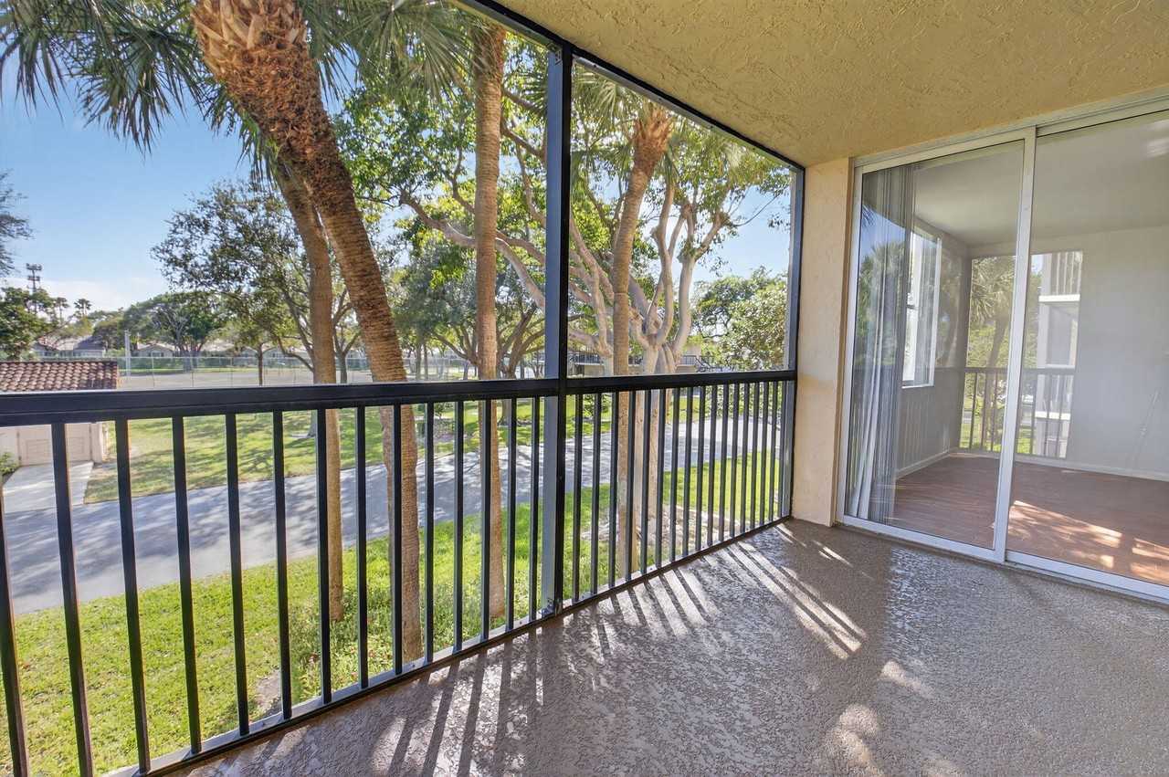 5260 Nw 2nd Ave #5260-206 - Photo 3 of 36