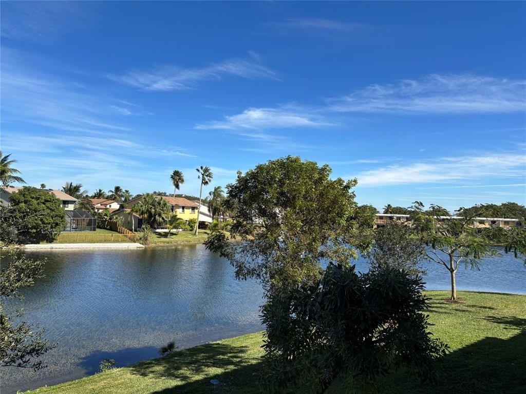 9843 Nob Hill Ln #9843-9843 - Photo 5 of 14