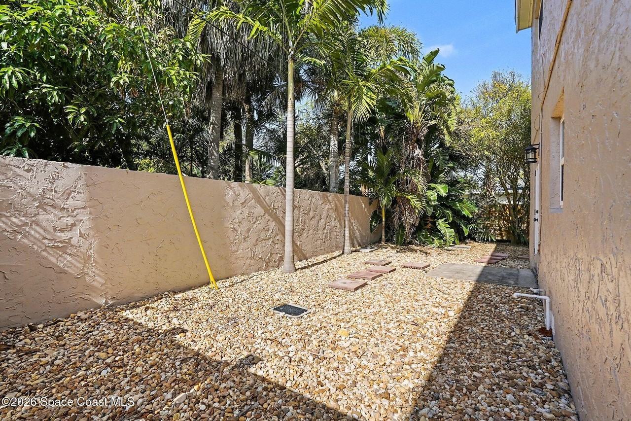 1280 Jimmy Buffett Mem Highway #1280A - Photo 7 of 29