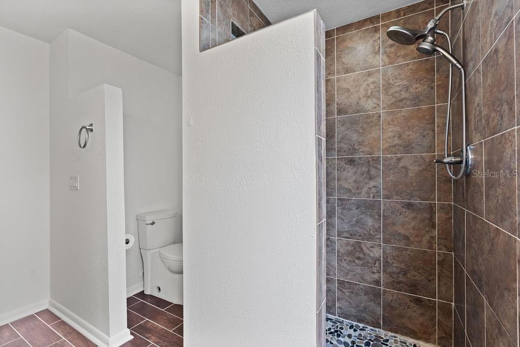 1963 Cobblestone Way #1963 - Photo 6 of 26