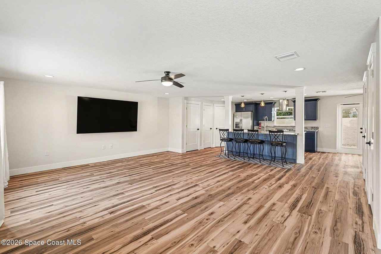 1280 Jimmy Buffett Mem Highway #1280C - Photo 4 of 27