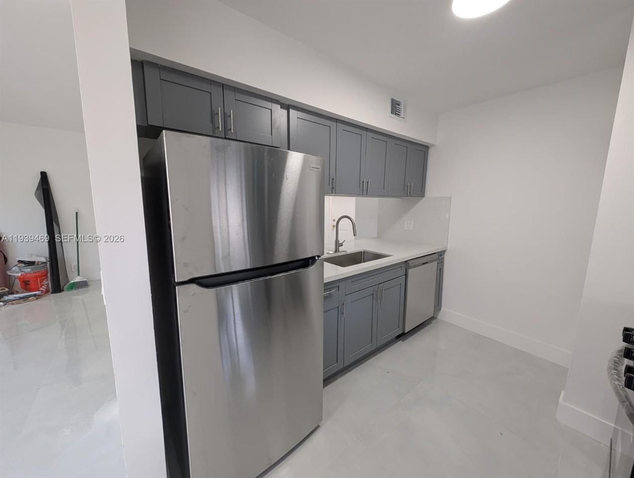 Pembroke Rd #301-202 - Photo 2 of 18