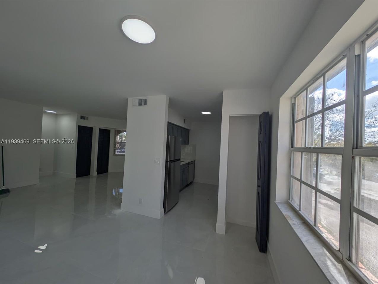 Pembroke Rd #301-202 - Photo 5 of 18