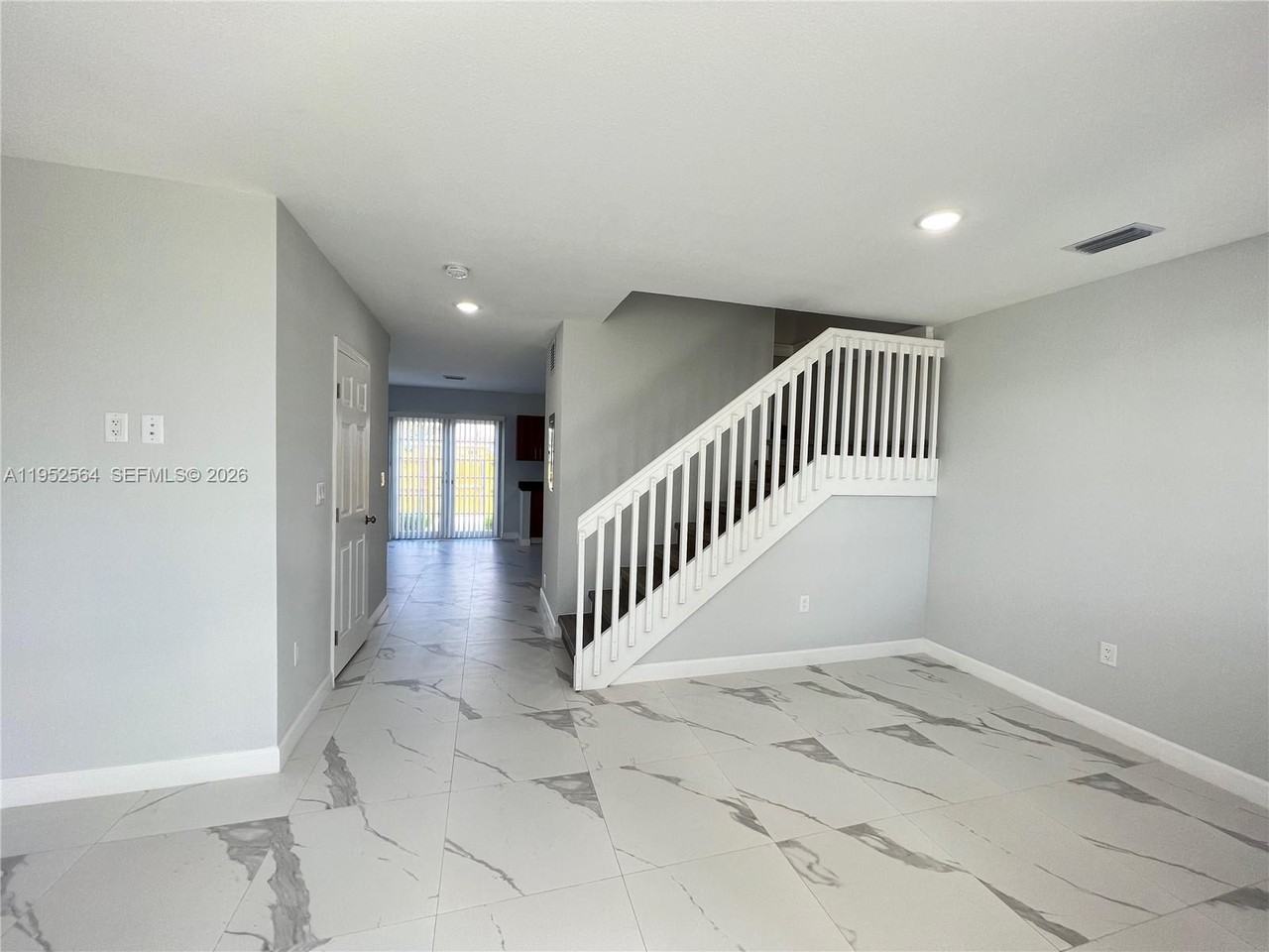 1310 Nw 6th Ave #1310E - Photo 3 of 12