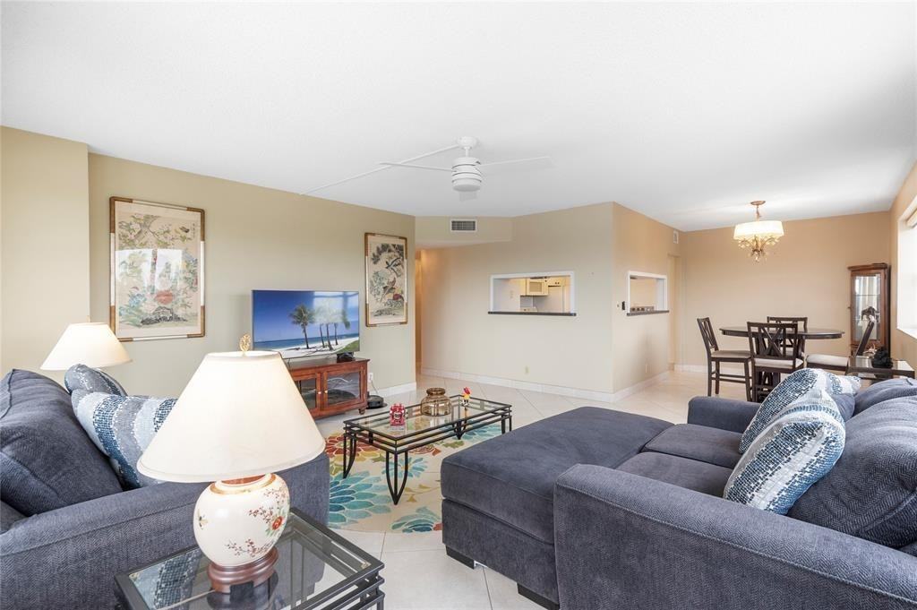 4010 Galt Ocean Dr #4010-312 - Photo 5 of 41