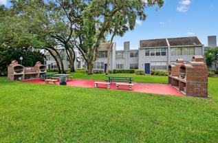 2860 Sw 22nd Ave - Photo 1 of 1