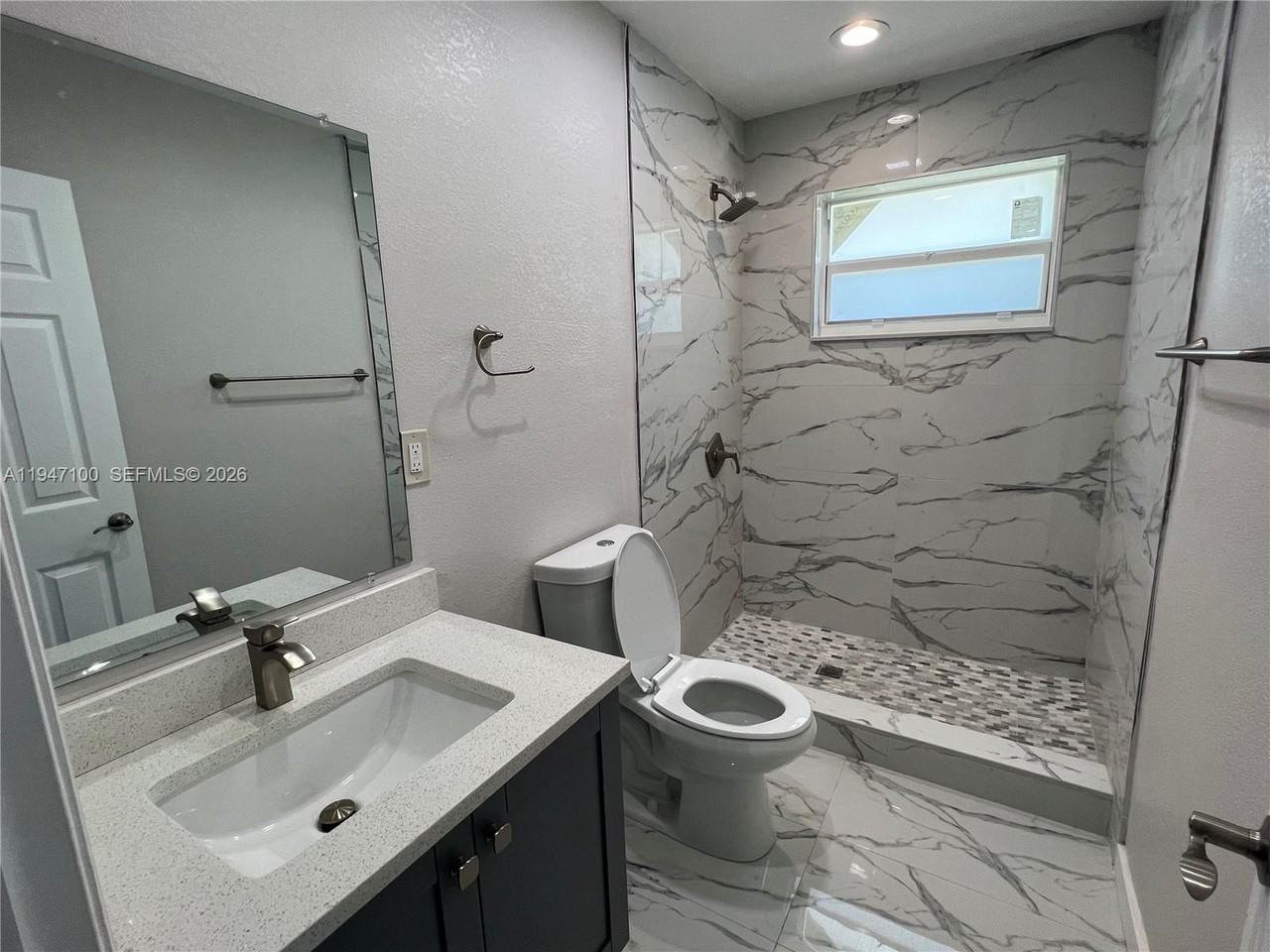 2837 Nw 8th St #2837-2837 - Photo 2 of 18