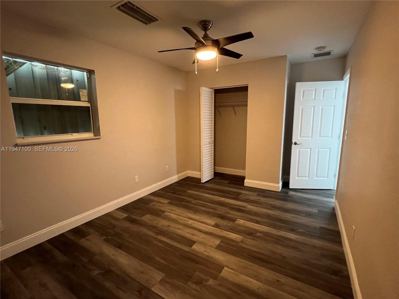 2837 Nw 8th St #2837-2837 - Photo 3 of 18