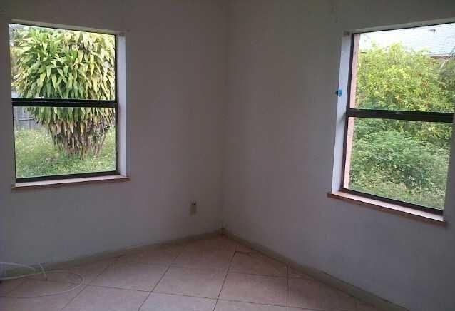 1640 Sw 40th Ter #1640-1 - Photo 2 of 6