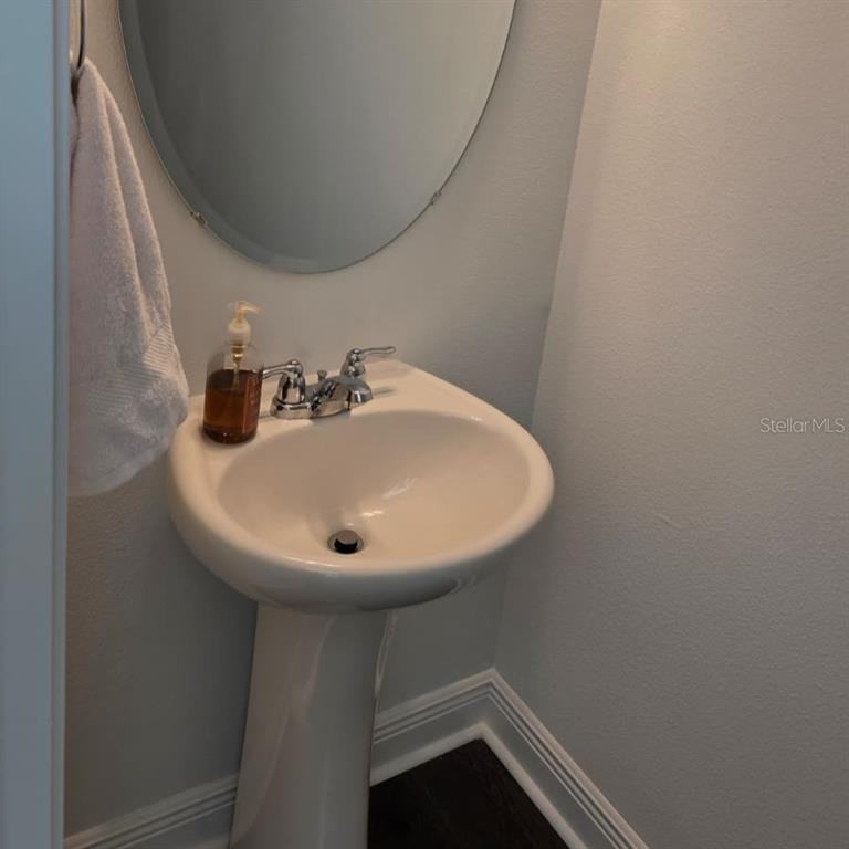2068 Asher Ave #2068 - Photo 6 of 39