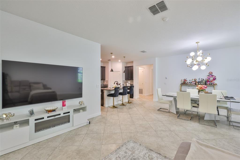 11915 Twilight Darner Pl #11915 - Photo 7 of 35