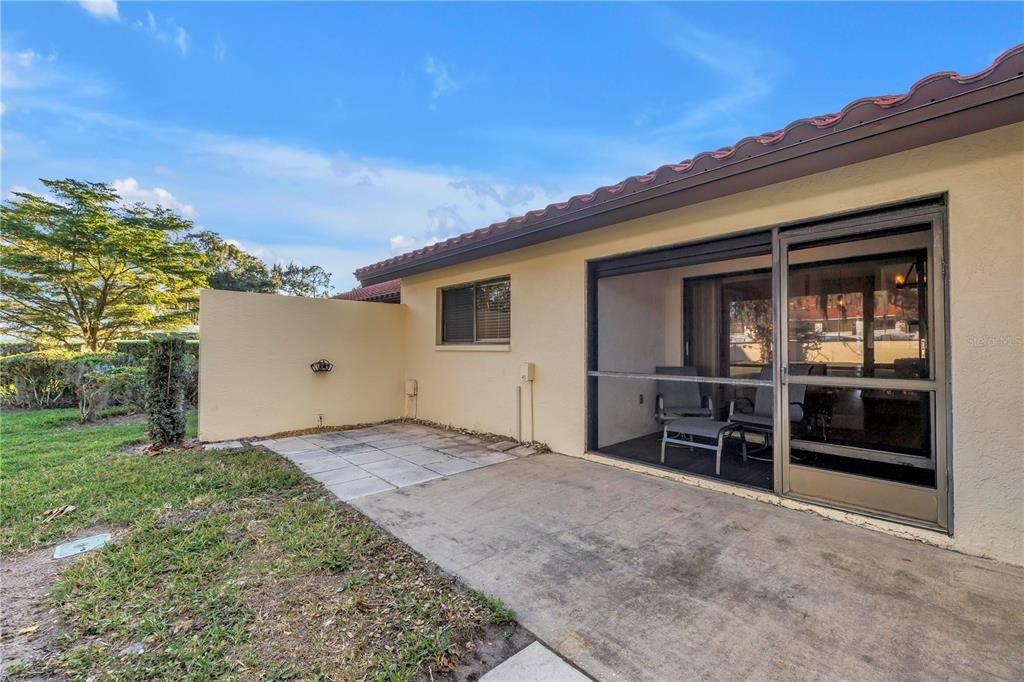 8415 Gardens Cir #8415 - Photo 5 of 29