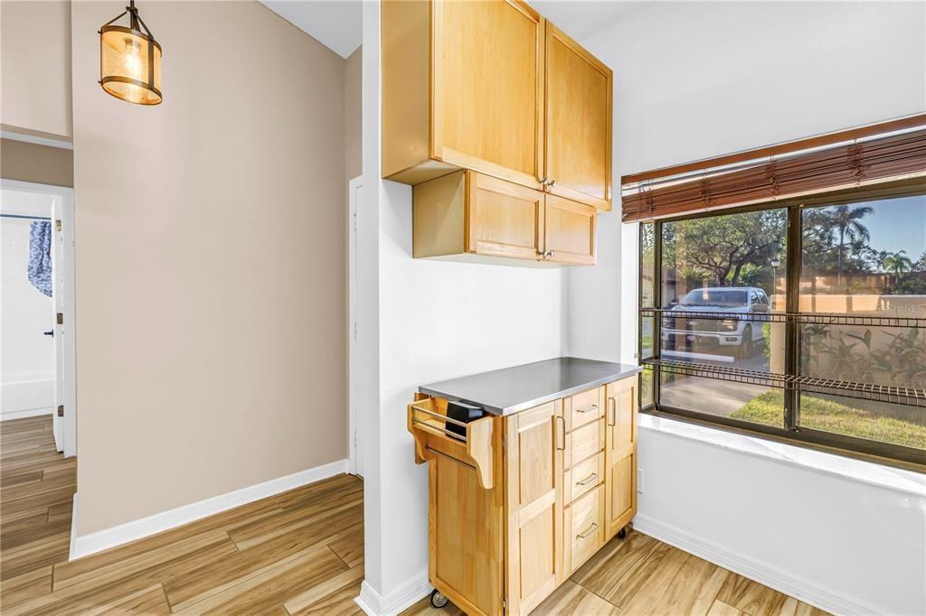 8415 Gardens Cir #8415 - Photo 7 of 29