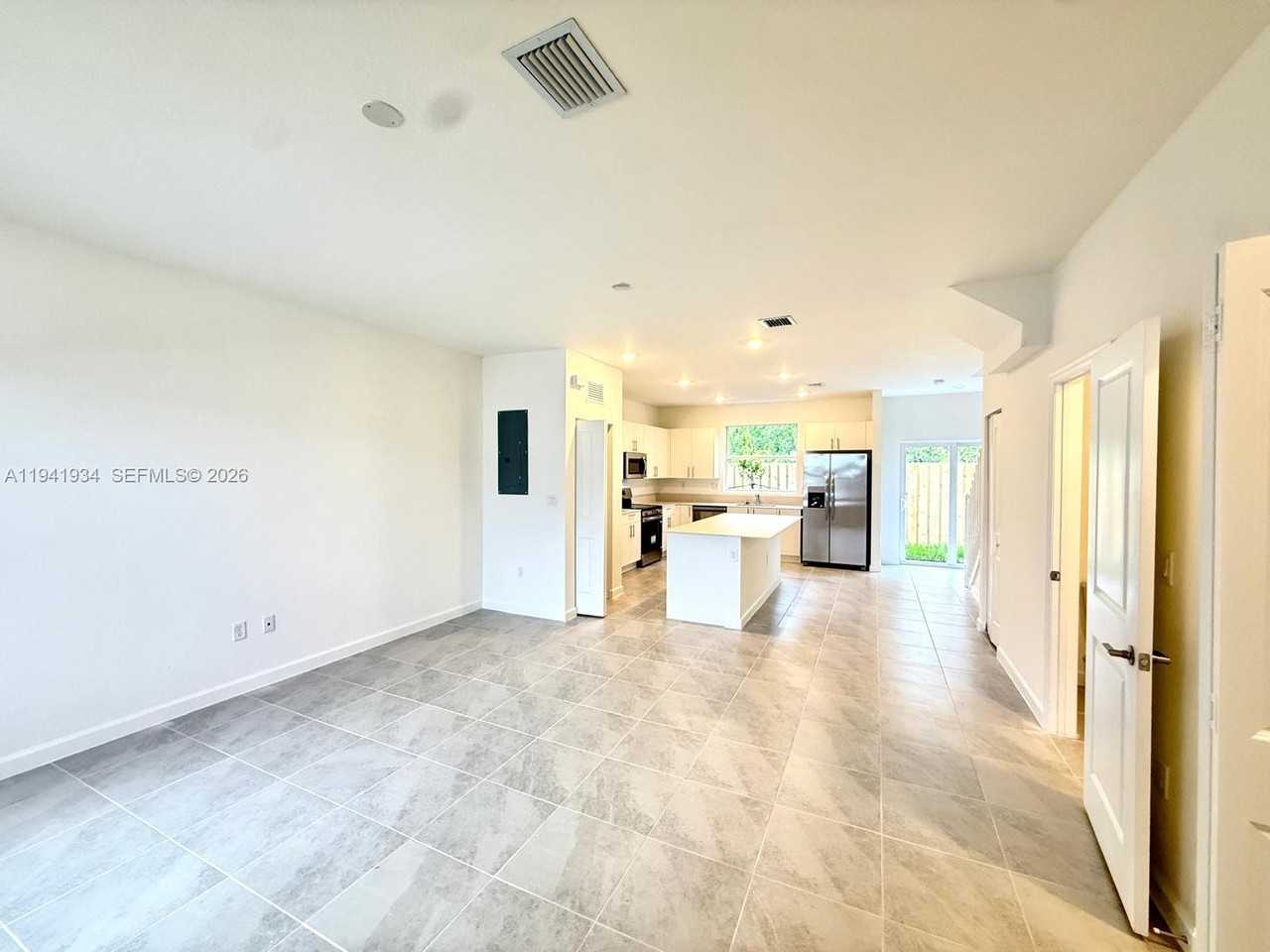 234 Se 10 Ct #234 - Photo 5 of 30