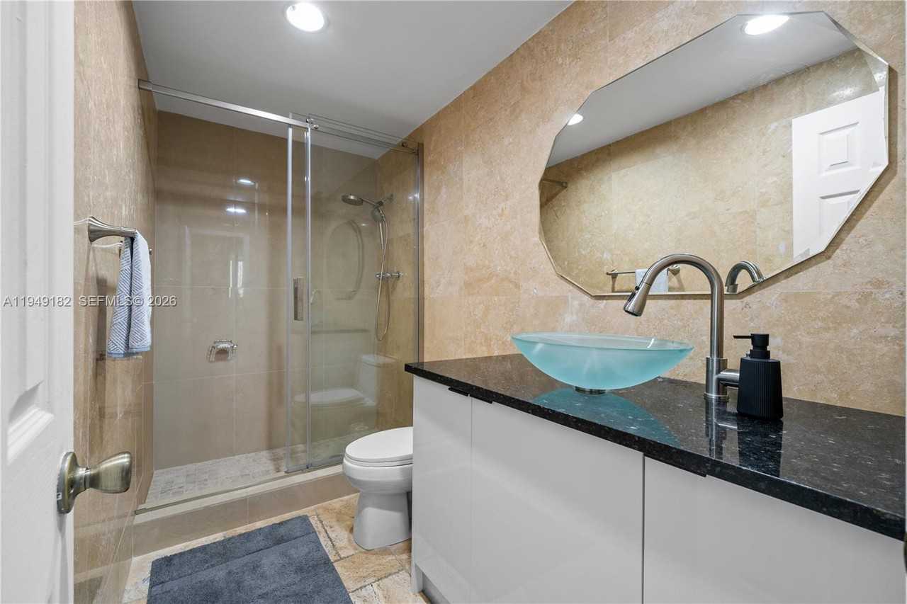 19380 Collins Ave #19380-901 - Photo 2 of 30