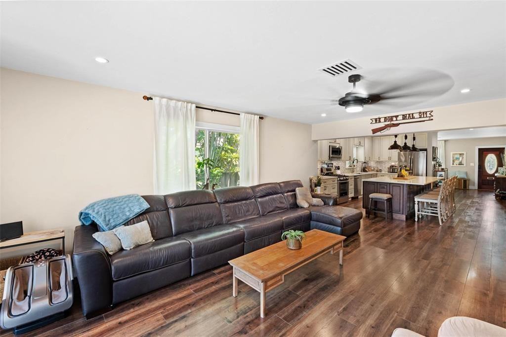 1534 Van Buren St #1534 - Photo 2 of 15