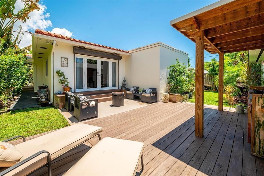 1534 Van Buren St #1534 - Photo 5 of 15