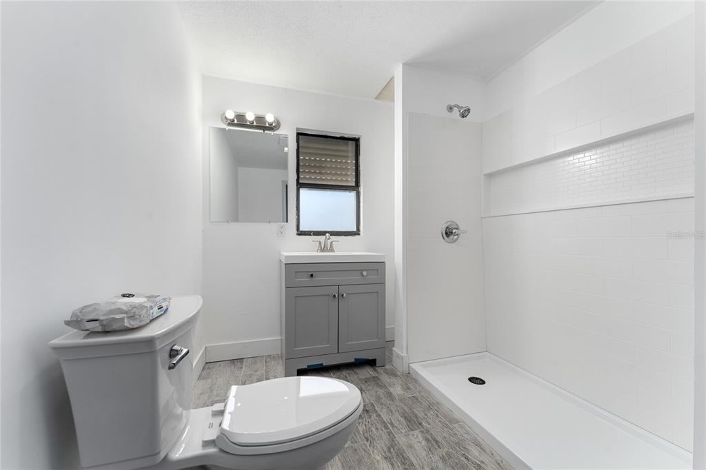 1983 Longbow Cir #1983 - Photo 2 of 23