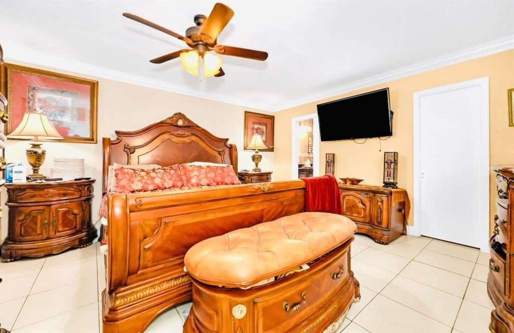 5101 Sw 6th Pl #5101 - Photo 2 of 6