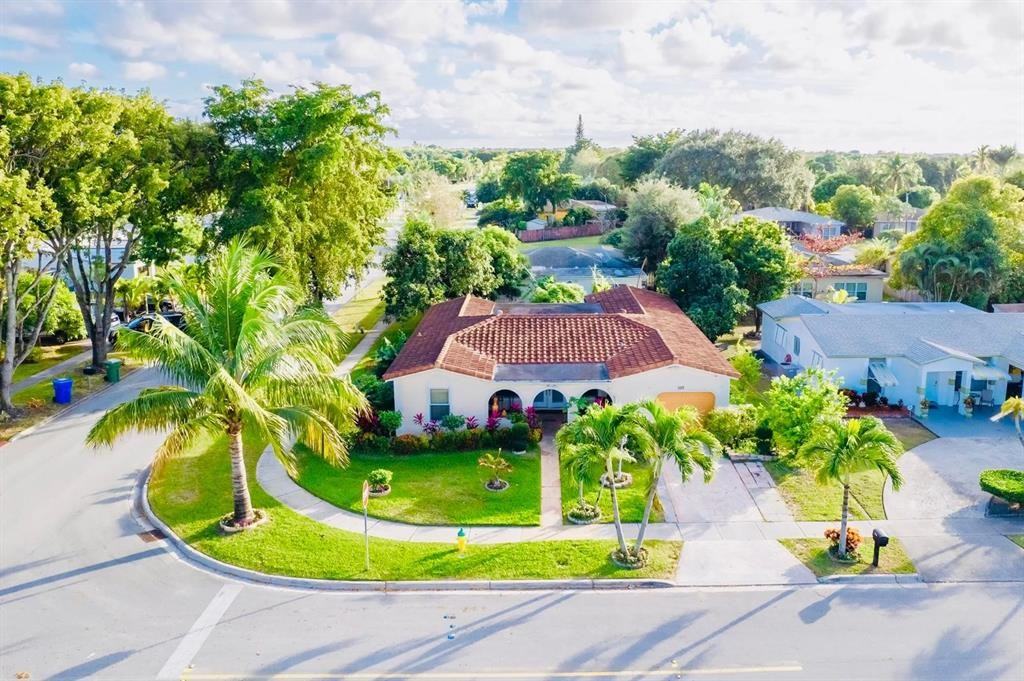 5101 Sw 6th Pl #5101 - Photo 5 of 6