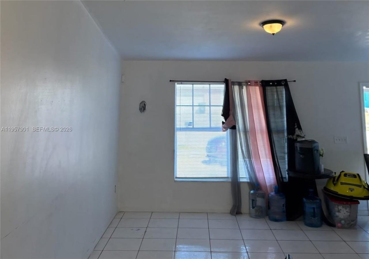 3241 Willin St #3241 - Photo 3 of 7