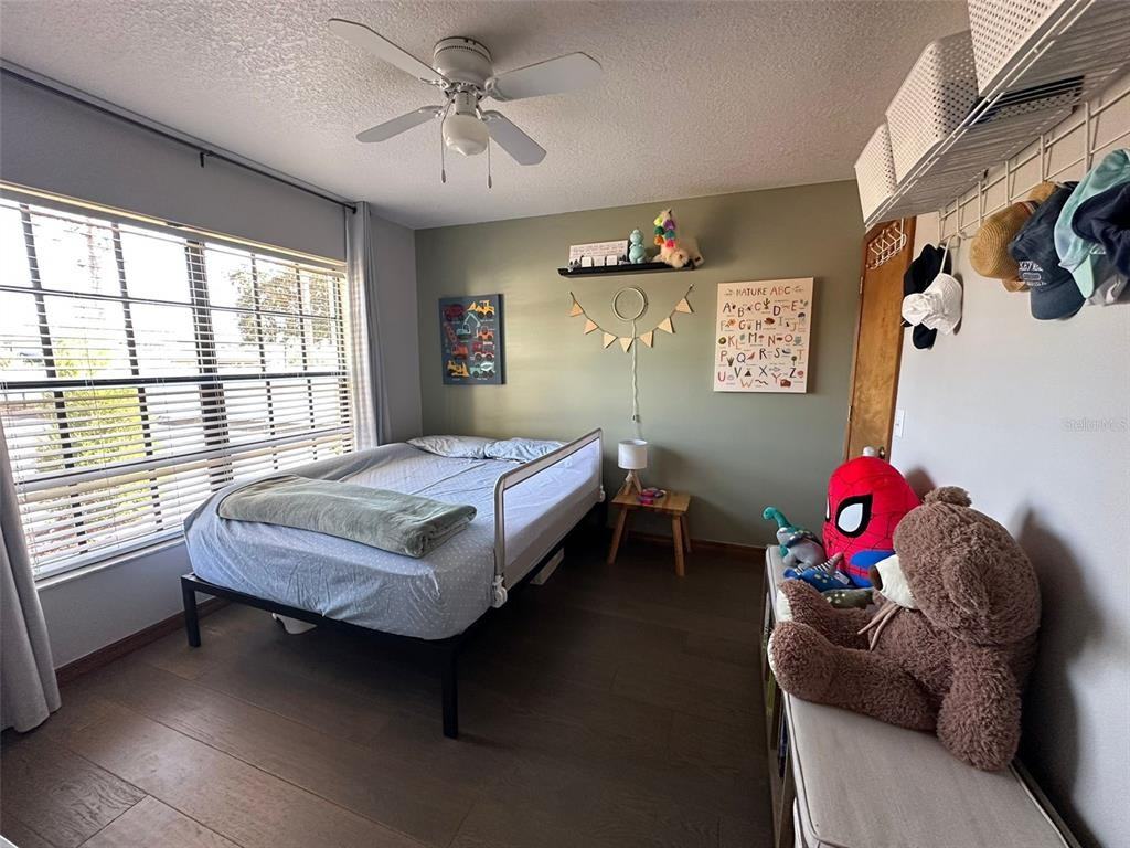 5548 Pine St #5548 - Photo 4 of 27