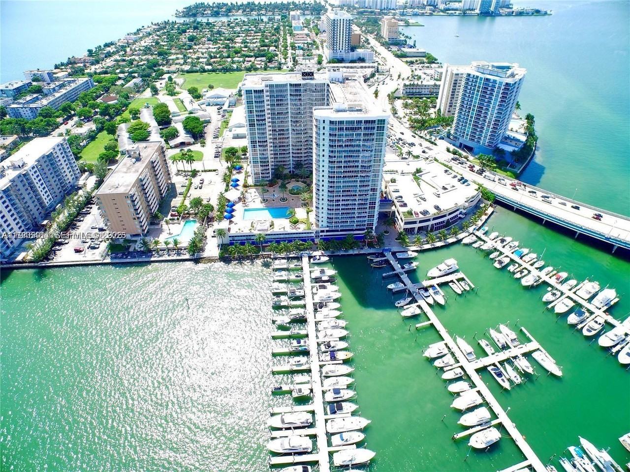 7601 E Treasure Dr #7601-2210 - Photo 3 of 5