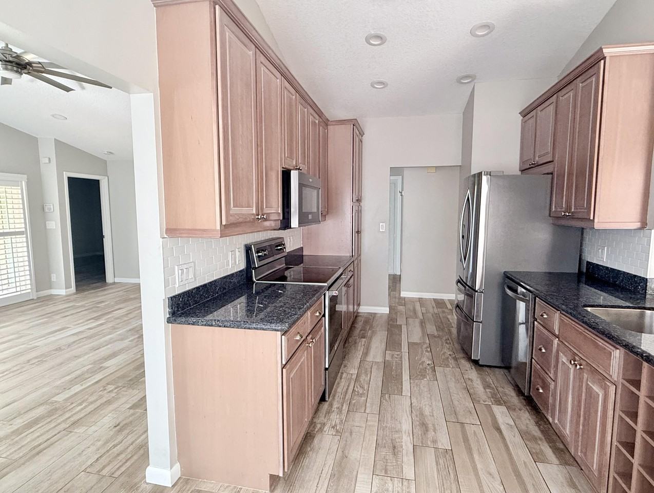 82 Sandpiper Way #82 - Photo 2 of 24