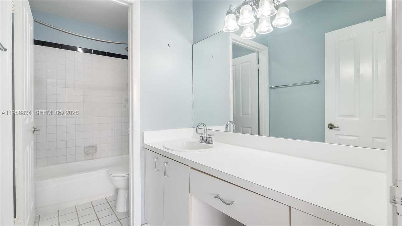 20820 San Simeon Way #2082024G - Photo 7 of 37