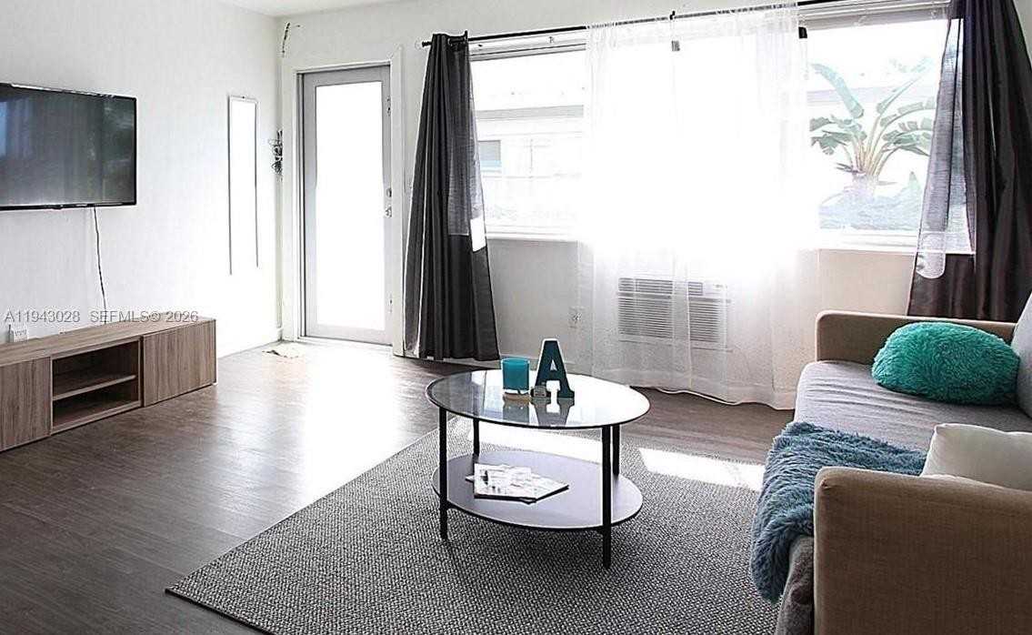 2250 Bay Dr #2250-3 - Photo 5 of 10