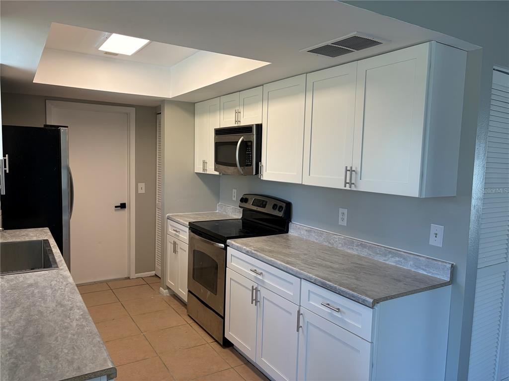 12570 Indiana Woods Ln #12570 - Photo 7 of 11