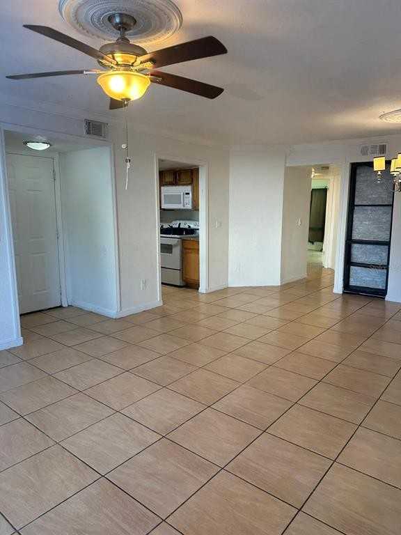 4348 Aqua Vista Dr #4348C - Photo 6 of 13