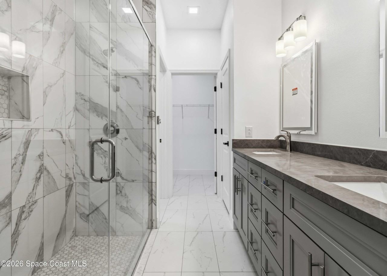 1649 Belem St Se #1649B - Photo 4 of 22