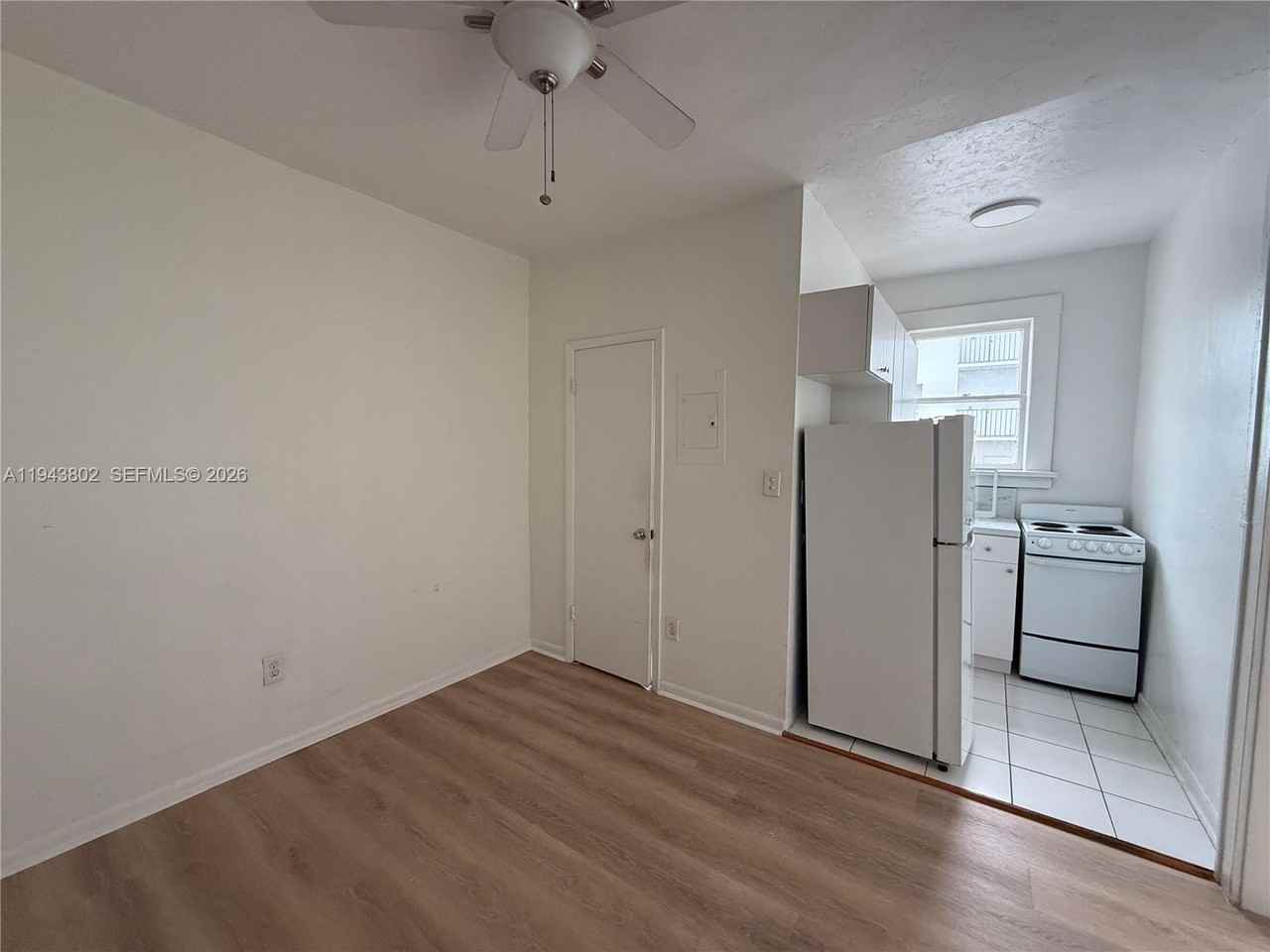 1615 Pennsylvania Ave #1615-30 - Photo 6 of 13