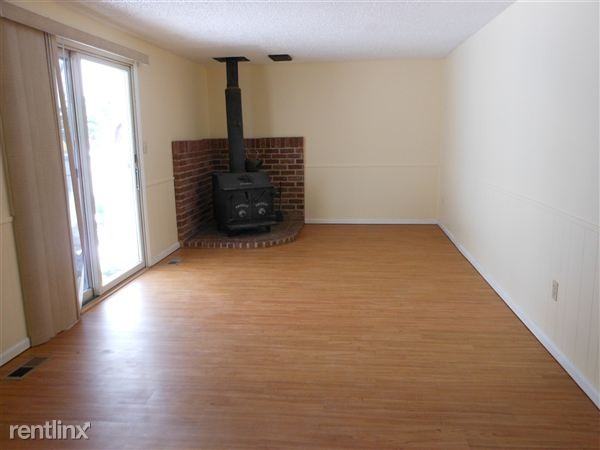 7068 Academy Ln - Photo 3 of 11