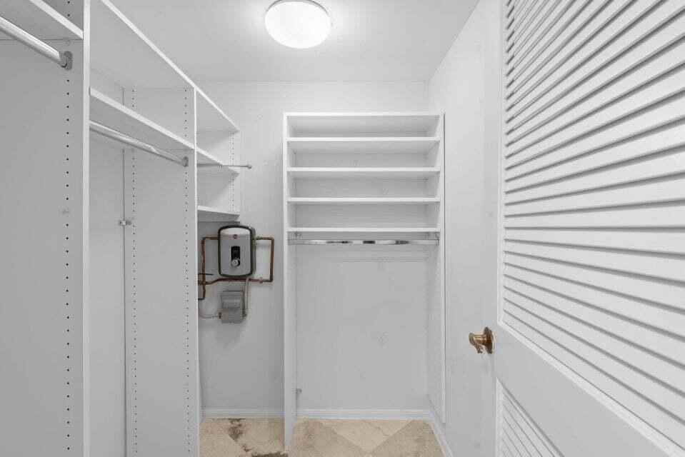 451 Greensward Ln #451201B - Photo 3 of 12