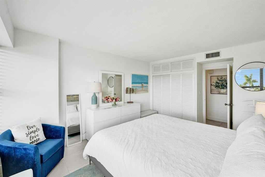 3800 Galt Ocean Dr #3800-412 - Photo 2 of 31