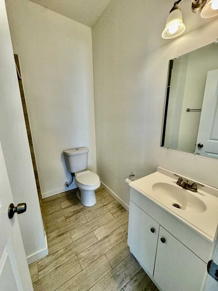 2026 N 8th St #2 - Photo 3 of 8