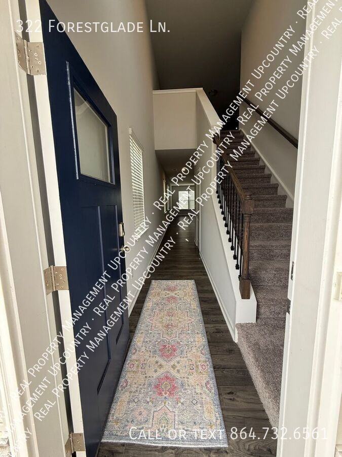 322 Forestglade Ln - Photo 2 of 19