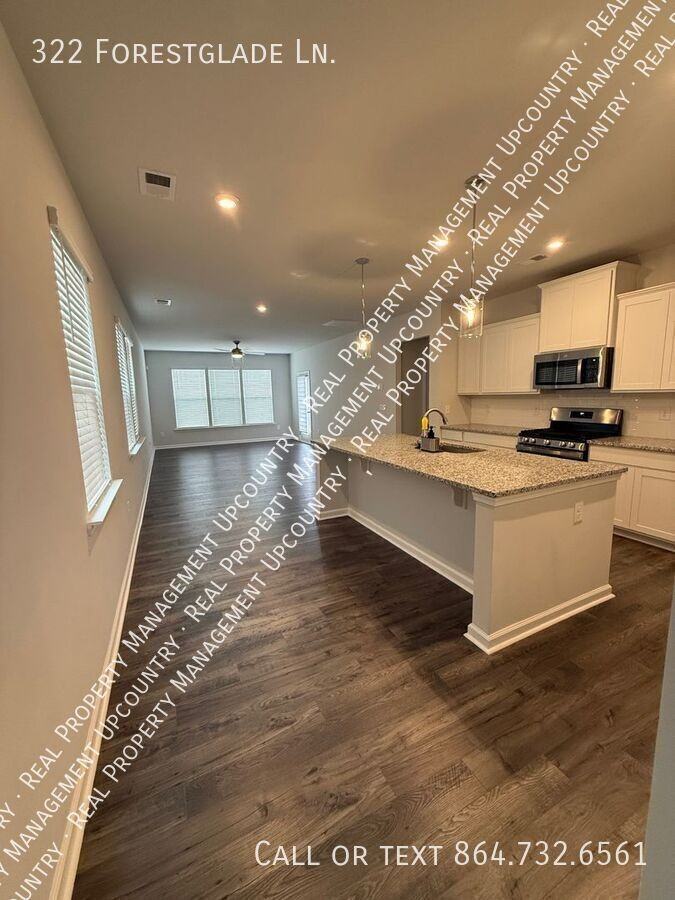 322 Forestglade Ln - Photo 3 of 19