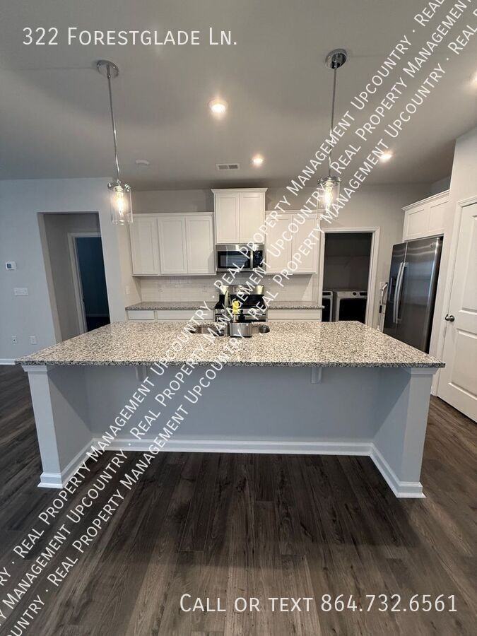 322 Forestglade Ln - Photo 4 of 19