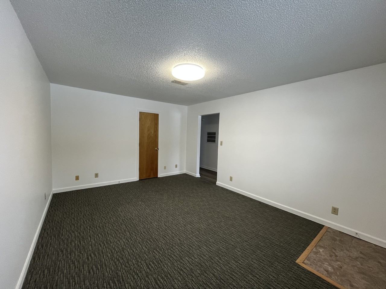 144 Mason Street - Photo 3 of 11